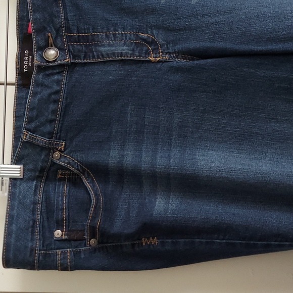 Torrid Denim Skinny Super Stretch Mid-Rise Five Pocket Jeans Size 26R Dark Rinse - Picture 4 of 16